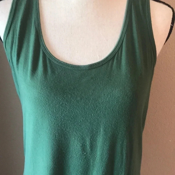 ⭐️ MAX STUDIO army Green tank top size XL⭐️
BIN 1 - Picture 2 of 6